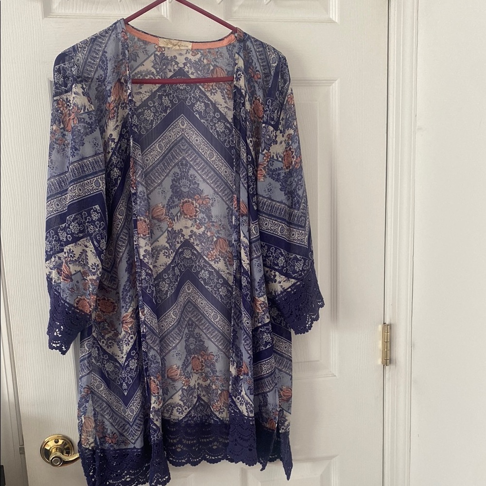 Floral blue open Kimono Cardigan-crochet lined bottom & 3/4 sleeves L ptp 23 in - Picture 1 of 10